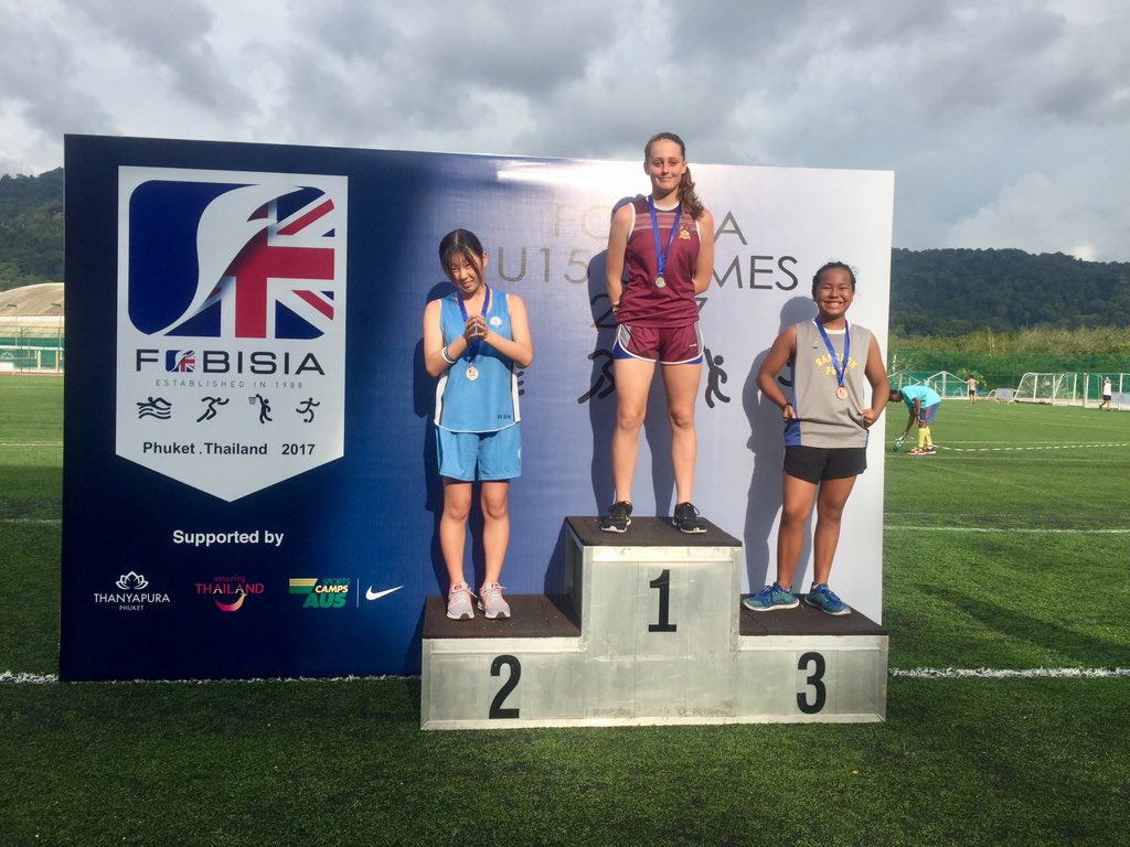 BISHCMC_PE's tweet photo. Grit, guts, talent and determination. What it takes to win the 300m and Gemma Handscombe has them all #BISHCMC #lactichell #machine #hardworkpaysoff https://t.co/VMDLMz1B29