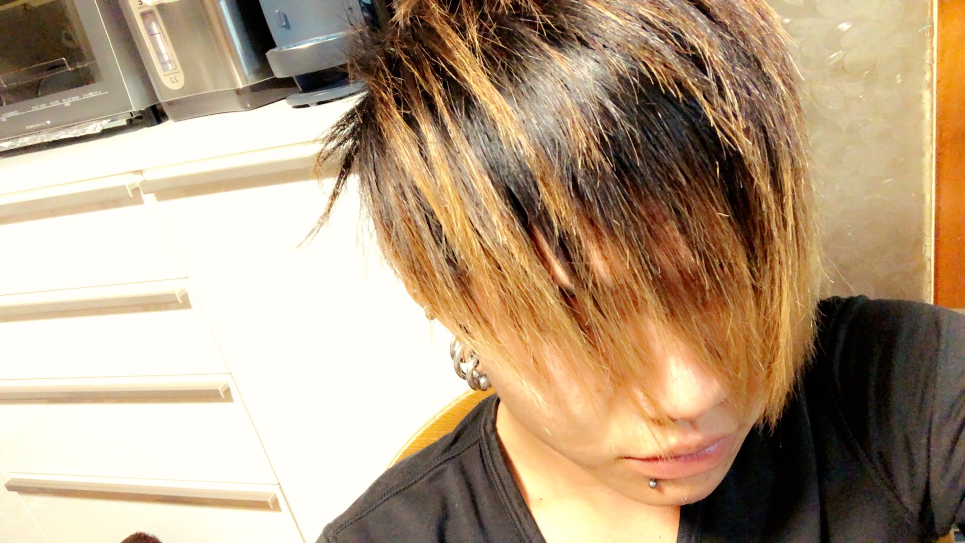 Kazu Crazy Murder در توییتر 前髪伸ばしまくってたらとうとうここまで来た そろそろ前みえんくなる クローズの時の 小栗旬みたいな髪型にしたくて 伸ばしてて くくれるようにはなったんやけど 似合わなさすぎて人に見せれへんなってなってんけど 伸ばした Kazu Crazy Murder در توییتر 前髪伸ばしまくってたらとうとうここまで来た そろそろ前みえんくなる クローズの時の 小栗旬みたいな髪型にしたくて 伸ばしてて くくれるようにはなったんやけど 似合わなさすぎて人に見せれへんなってなってんけど 伸ばした