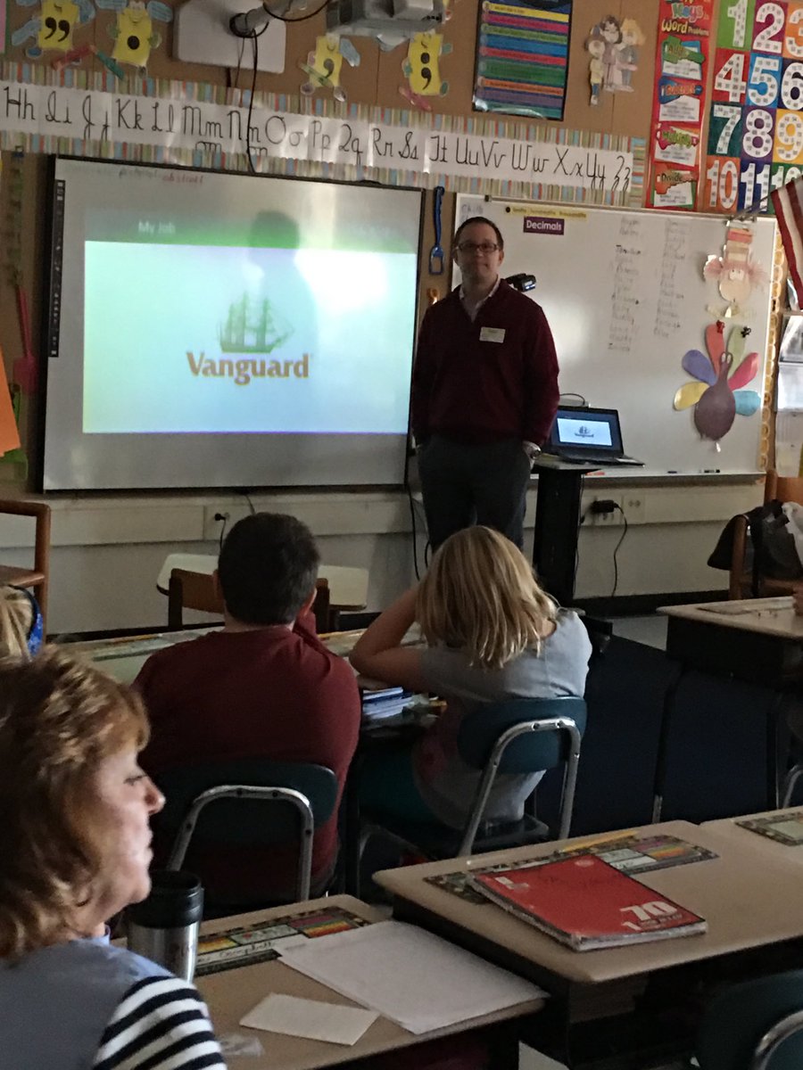 LARanieri12's tweet photo. Learning about the stock market at EBE! https://t.co/GcHClDw3zW