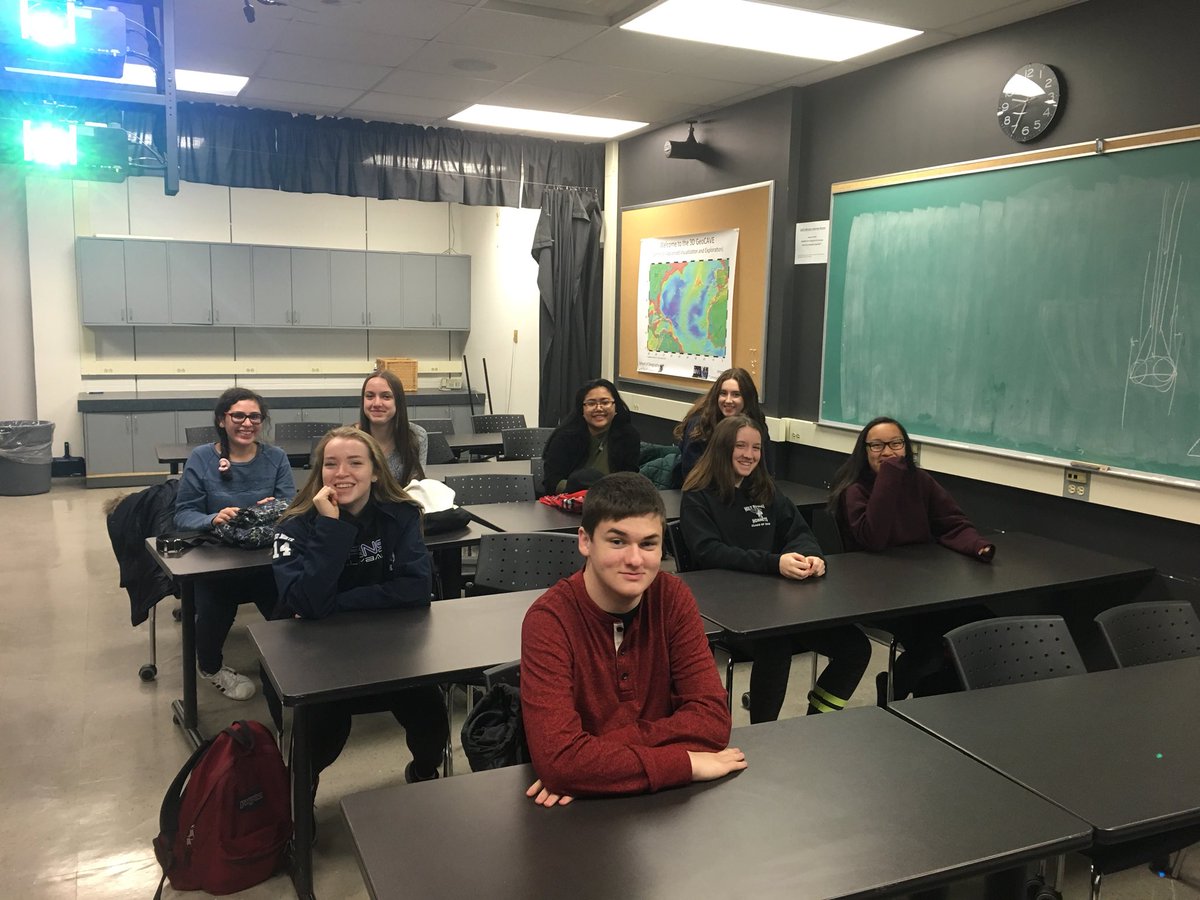 R_Duffy1's tweet photo. @AssumptionHCDSB geography students ready to learn about the university program at @MacSGES. Thanks for the invite @MACGeogAdvisor https://t.co/Xd1DcklzPB