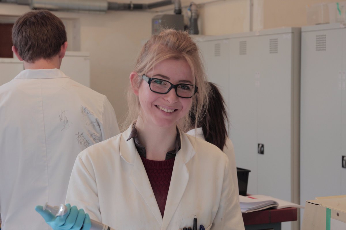 Congrats to Lisa Miclotte winning the platform presentation award at the Gut Day symposium! darmendag.gutflora.org @gutflora 
Intriguing research on the impact of dietary emulsifiers on the gut microbiome and host health. 
2nd year in a row win for #CMET