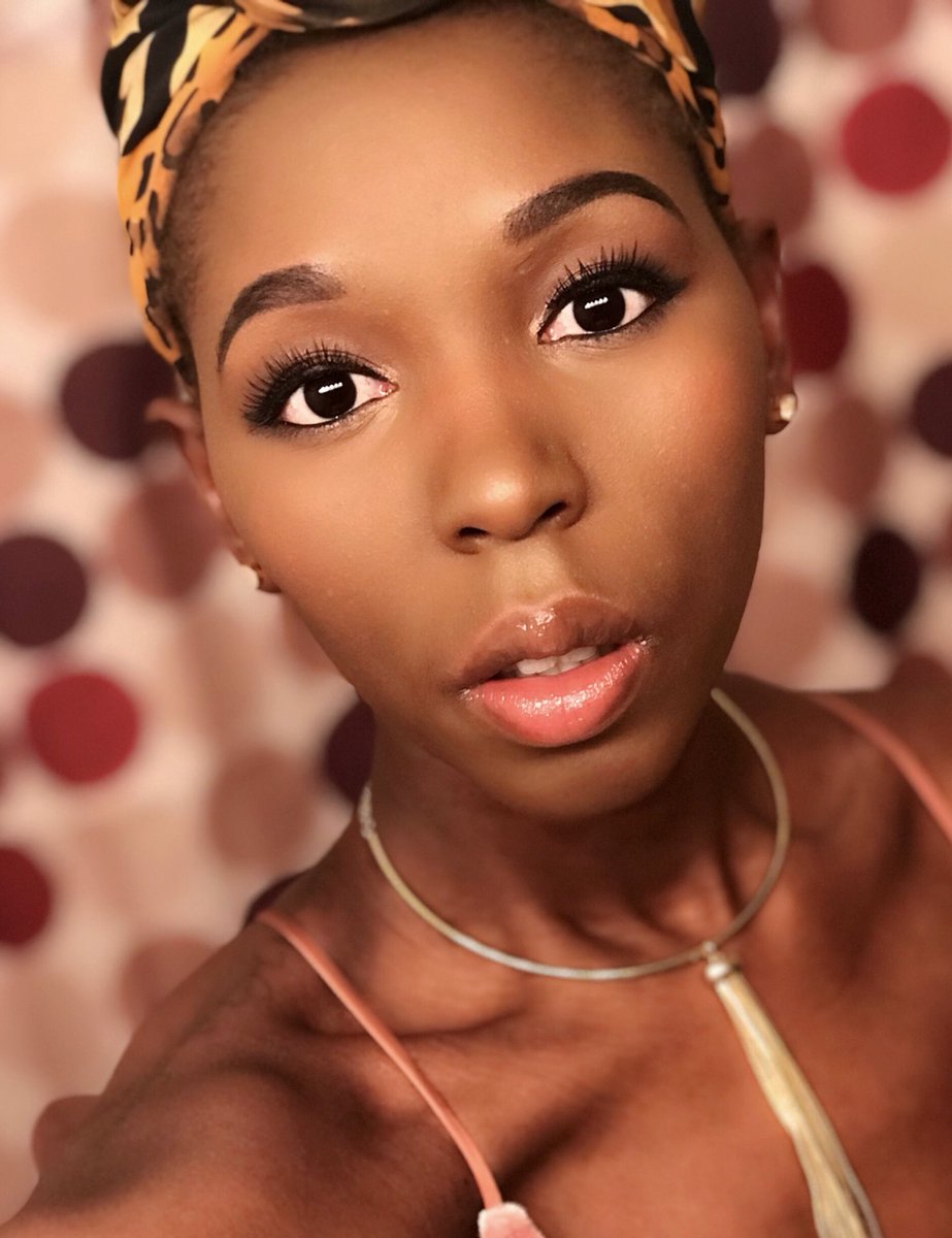 TiaraSevon's tweet photo. #FromCombatToContour👩🏿✈️💄 https://t.co/9KuiS17qAw
