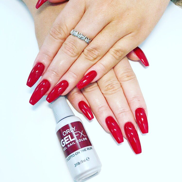 WeLoveNailGeeks's tweet photo. Get Red-y for Christmas! 🎄#acrylicnsils #christmasnsils #orlynails #orlyfx https://t.co/sFgthjgUM1