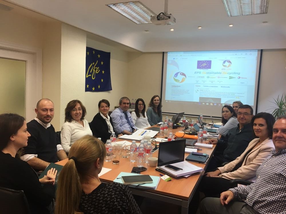 Hoy nos hemos reunido todos los socios del proyecto #LifeEpsSure para el seguimiento de los avances del proyecto europeo. Seguimos trabajando en #reciclajeplasticos #EconomíaCircular <a href="/anape_eps/">anape</a> @Total <a href="/elcorteingles/">El Corte Inglés</a> <a href="/Cicloplast_com/">Cicloplast</a> #Coexpan <a href="/LIFEprogramme/">LIFE Programme</a>