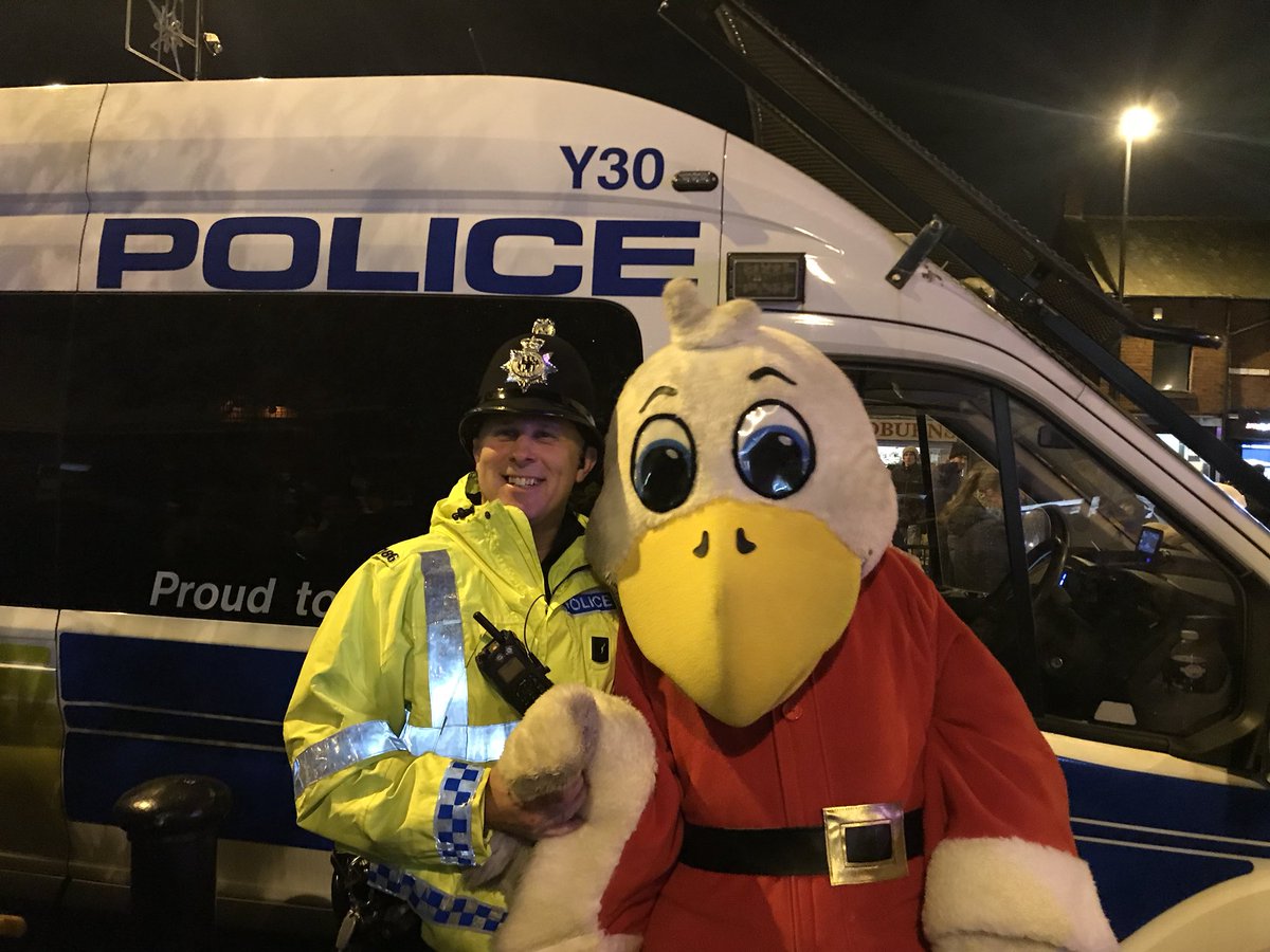 1034SunFM's tweet photo. Everybody loves a photo with Sunny down at the Concord Light Switch on in Washington, our street stars are here thanks to @gonortheast ✨ https://t.co/lR3x8GK6yc