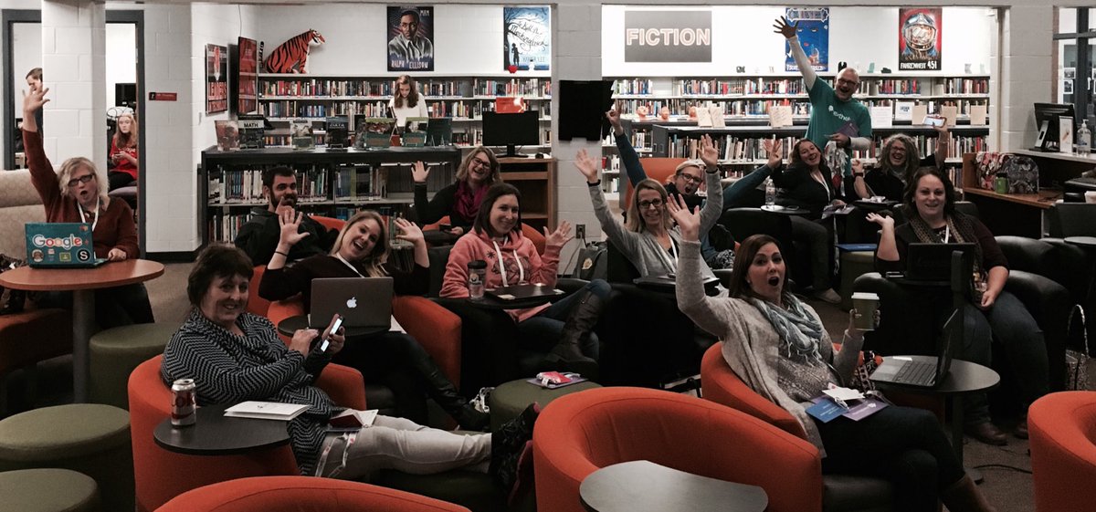 Great groups of folks to end the day with at the Cincy Google Summit yesterday!!  @EdTechMarc #gafesummit