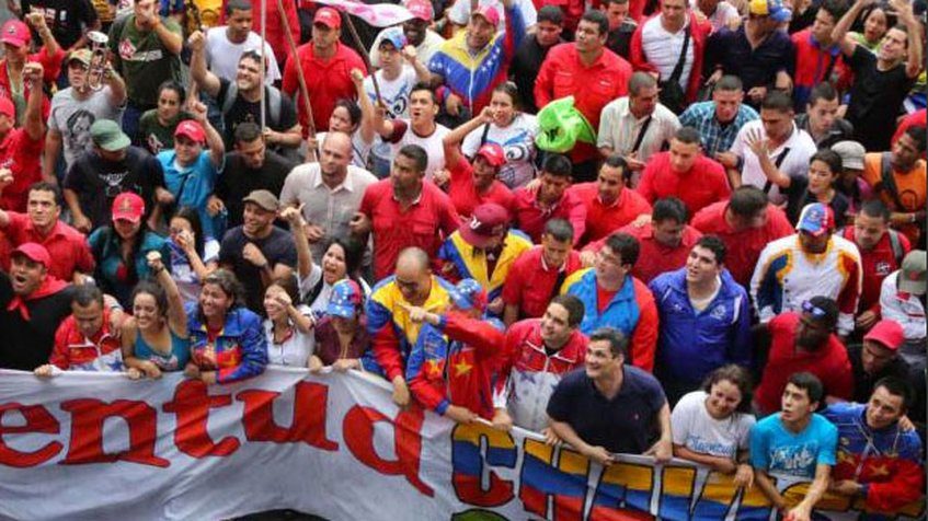 PartidoPSUV's tweet photo. Juventud venezolana marchará este martes en honor a la lucha estudiantil https://t.co/ZSPzYAv2jJ #OctavaEstrellaBicentenaria https://t.co/R5QcDl4gmp