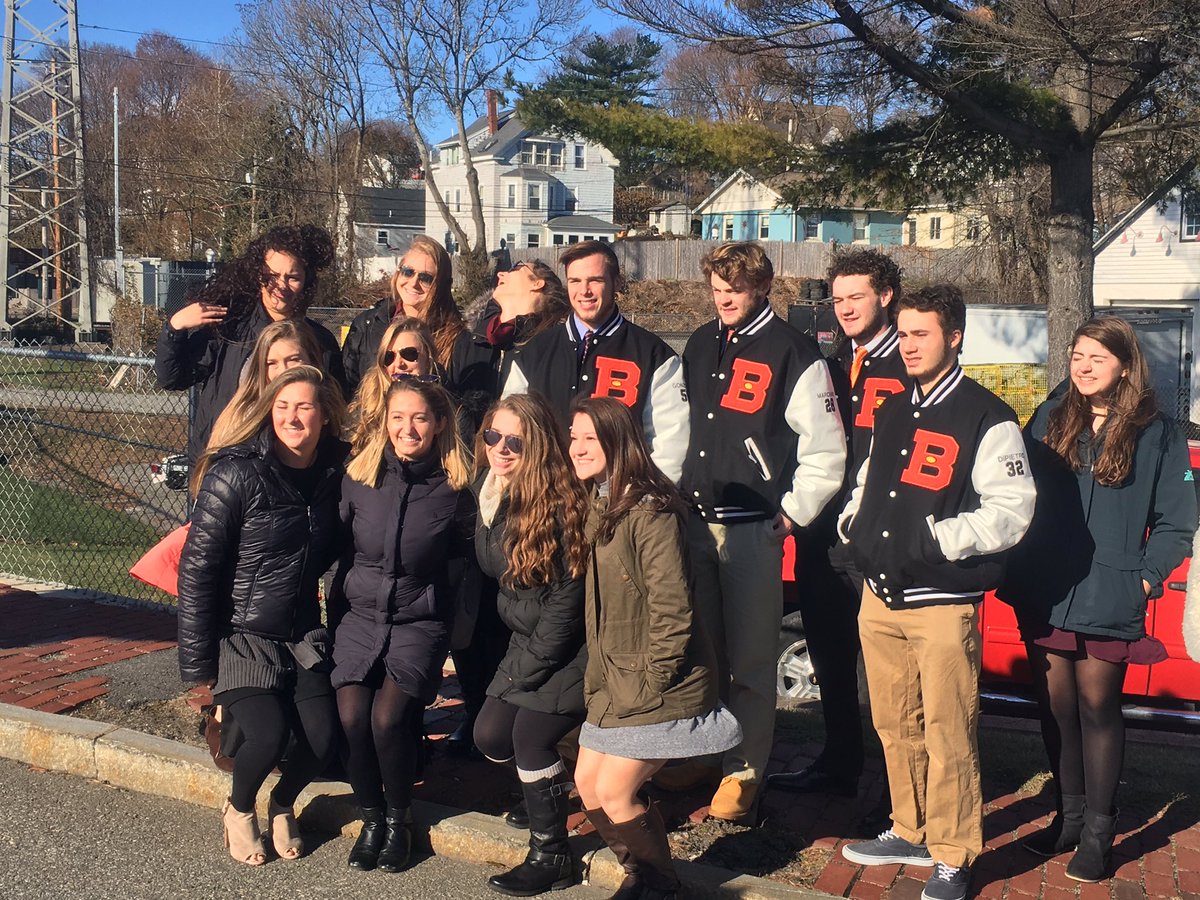 BeverlyPanthers's tweet photo. Great day to meet Salem on the bridge. Go Panthers https://t.co/Ab9eEPDv35