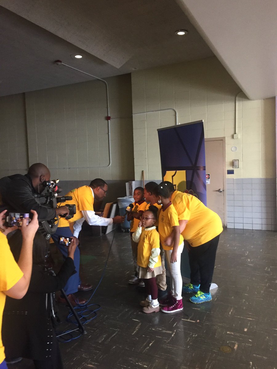Elev8Bmore's tweet photo. The magic of Community Schools is spreading! Learn about Arundel’s solution to lunchtime. #BMoreCS #lunchtimefun #earlylearning @wbaltv11 https://t.co/bOZwMp8rZS