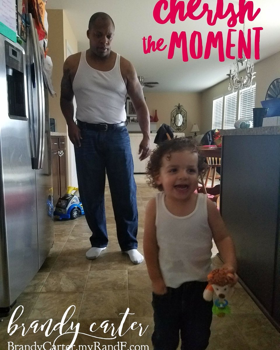 BrandyCarterRF's tweet photo. It is Thanksgiving week. Life is crazy. Everyone is busy. Everyone's world is chaos. But do not allow yourself to miss out on what life is all about. Enjoy the small things. Cherish the moment.♥️
https://t.co/tKlhGyxRMm #ThanksRF
#LoveWhatIDo #JoinMe #WashYourFaceAndTalkAbout https://t.co/JOMgiqZ3v3