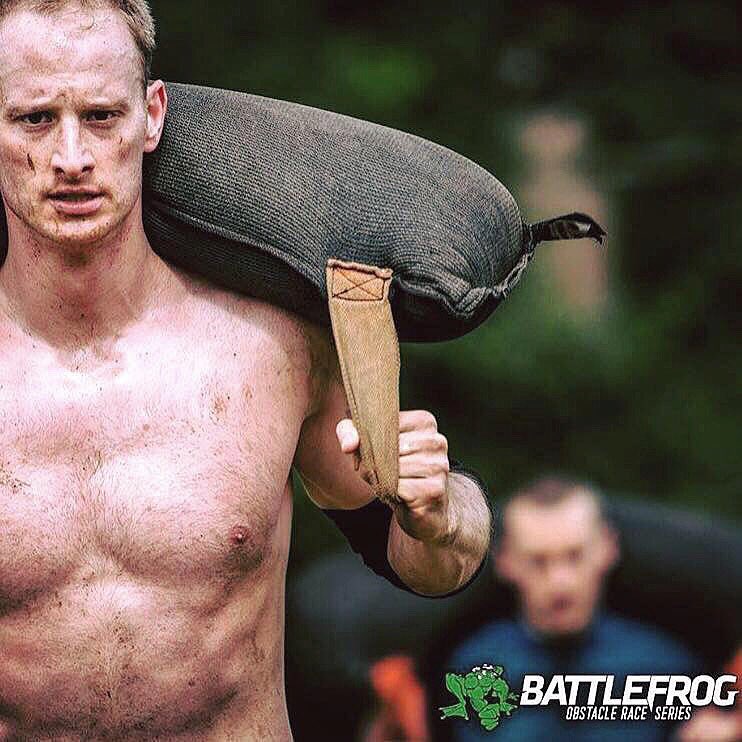 pnw_ocr's tweet photo. When you're low on gym motivation, so you look through old #battlefrog photos... #ocr #wreckbag #pnwocr https://t.co/xHkt8eozx0