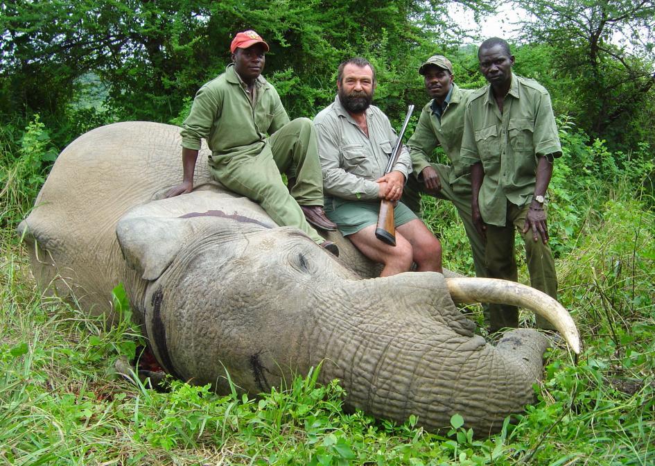 CecilsPride's tweet photo. United States – Trophy Hunting Elephants and Lions https://t.co/8qRkRo81da https://t.co/DcfhwZc7xp