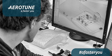 afasteryou's tweet photo. Another nerdy day at the aeroLAB - Sebastian and Rob are making aerodynamics visible for you. #aeroMETER #afasteryou #aerodynamics #aerotune #infieldtesting #realtimemeasurement https://t.co/i7X8hDPv2N