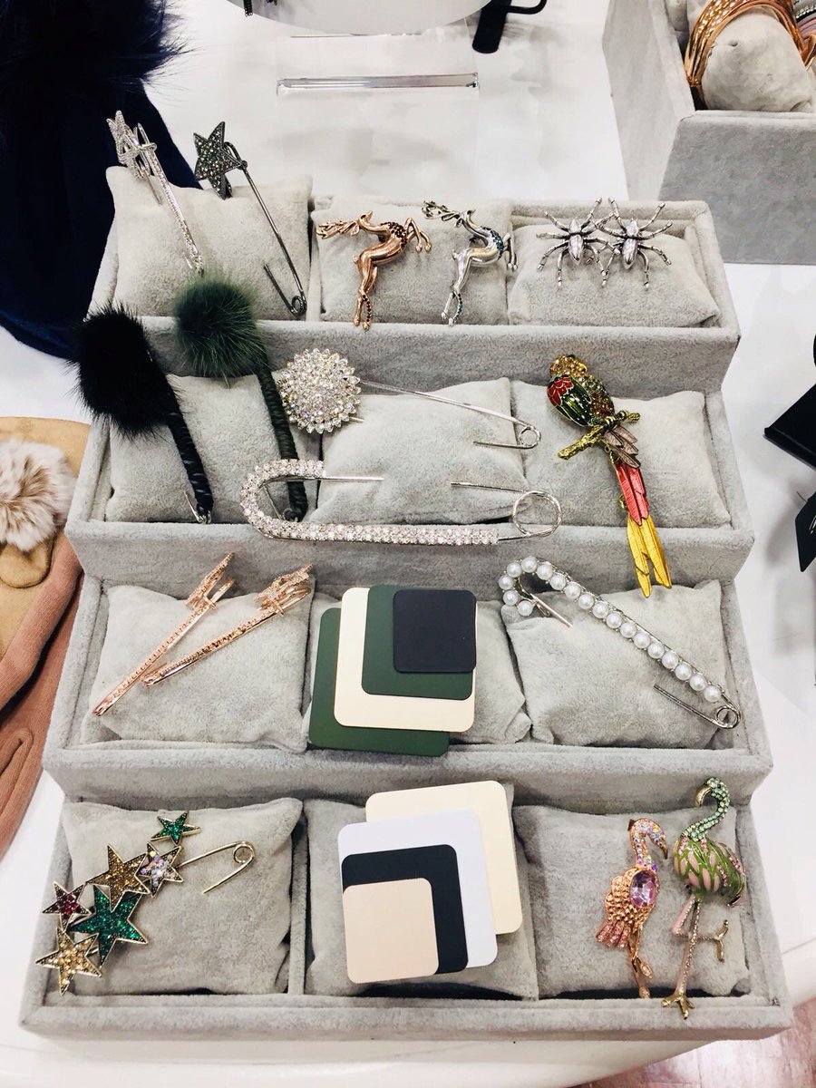 ChoiceBoutiques's tweet photo. A world of #accessories to choose from in Choice Boutique coming up to the #festiveseason ! #choicestyle #christmas #party #gift https://t.co/A2d3hVJs7u
