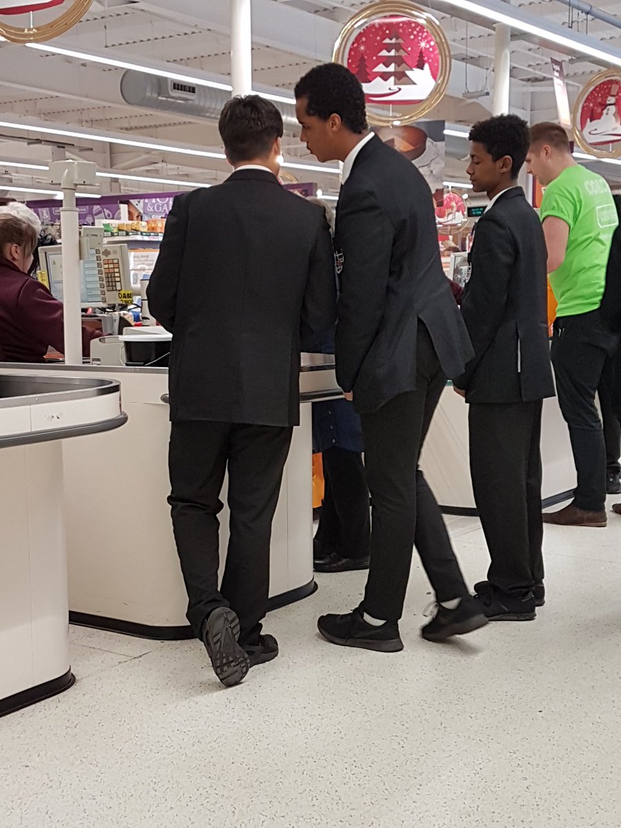 CHS_Careers's tweet photo. Y10 Envision group visiting Sainsbury's for the 2nd time. @CockshutHillSch #charity #businessmentors Little Heart Matters #learningintheworkplace https://t.co/FaLCFkk7Va