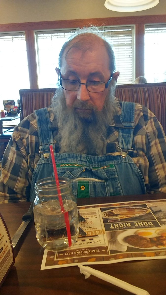 strange176's tweet photo. #DocAppointment #BobEvans
Good thing bout strangesdad's early doc apts is Bob Evans. Mm Mmm. But what did strange1 say to strangehusband for that reaction? Hmm https://t.co/h9z4AYRUfA