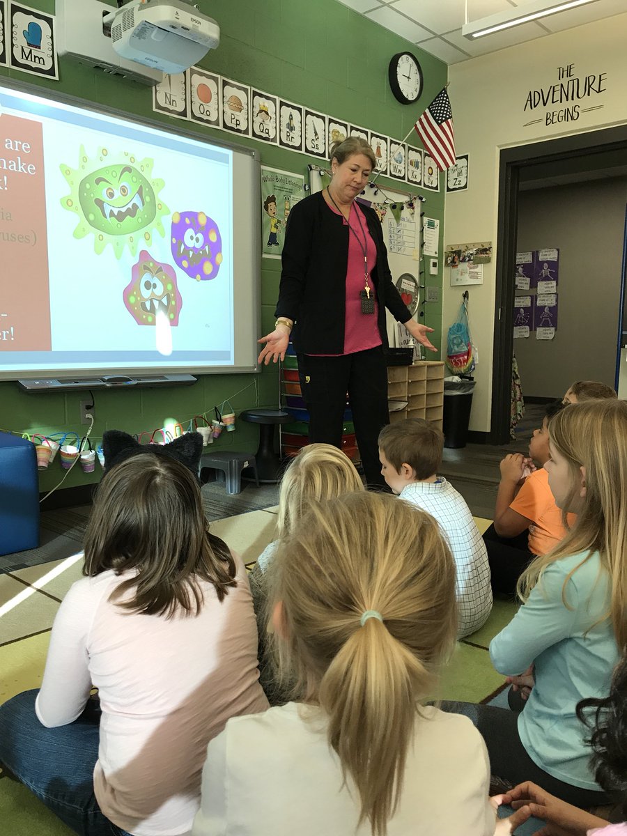 WSEhiggins1's tweet photo. Day 8: Thanks Nurse Sue for coming by to teach us about germs & proper hand washing to help keep us healthy! #13daysofThanks @ise_sue https://t.co/XugzY43M4T
