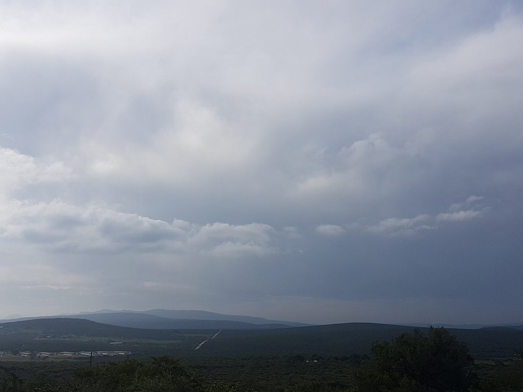 Matt_MWilliams's tweet photo. The weather forecast was wrong again, the rain missed us! #ASAP2017 @Ozarchaeomaglab https://t.co/fYz5cwlHgH