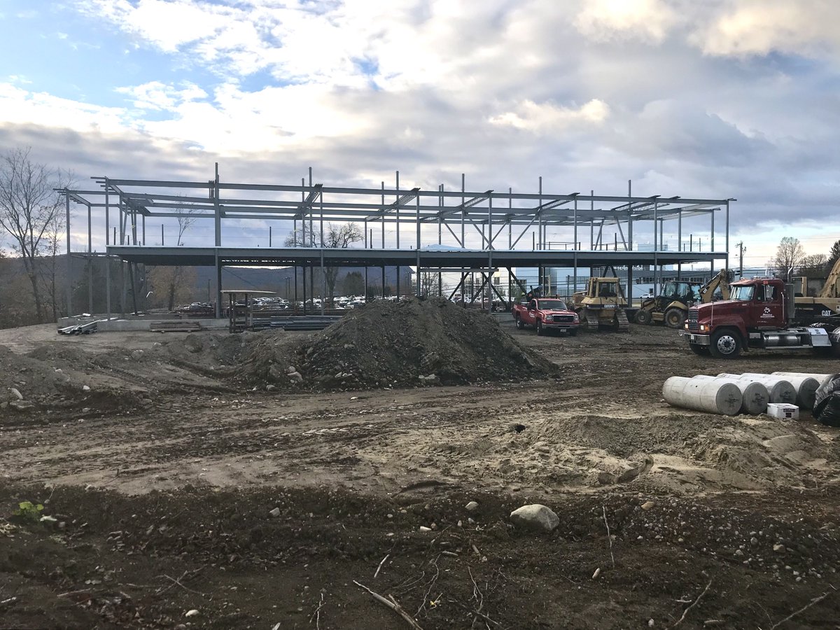dannrayv's tweet photo. #ServiceNetInc building work-in-progress update on Village Hill #NorthamptonMA #mentalhealth #humanserviceprogram #Massachusetts 11/20/17 https://t.co/4Zo3qaRxC3