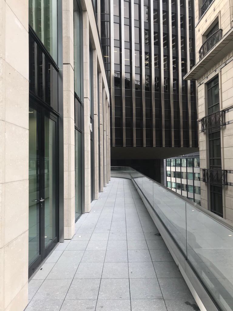 Veretec_Studio's tweet photo. A great close up view of  #tower42 from the balcony of our 15 Bishopsgate project with @StiffTrevillion. #iconic #broadgate #glass #fins https://t.co/bQor17bYKg
