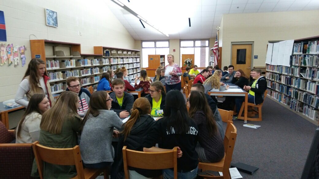 MidwestRegESC's tweet photo. Youth Leadership Freshman at Riverside Schools taking the Color Personality test &amp; embracing their own leadership qualities! @RLS_super https://t.co/NmUSUDlEYP