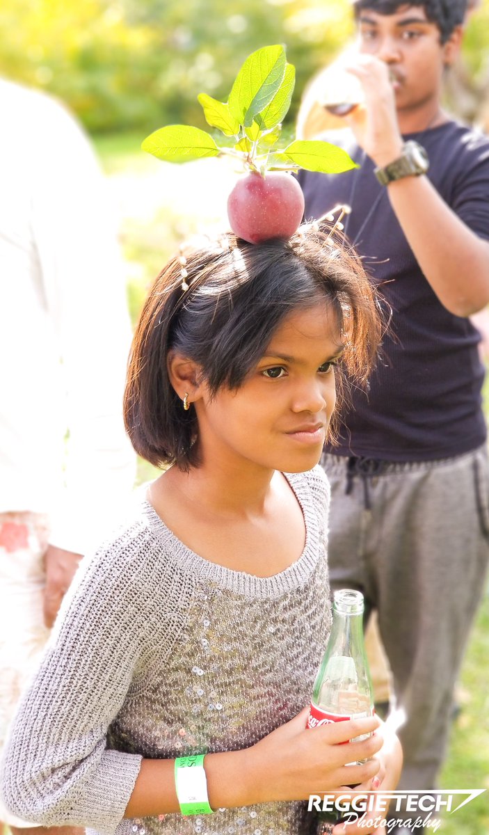 ReggieTECH's tweet photo. 🐱Just balancing an apple between cat ears🐱
#bartonorchards #poughquag #appletree #reddelisious #applepicking #upstateny #nyc #beautifulny #nyphotography #nyphotographer #nycphoto #nycphotograph #nycphotography #nycphotographer #ReggieTECH #ReggieTECHPhoto #ReggieTECHPhotography https://t.co/9v2M0nwqWb