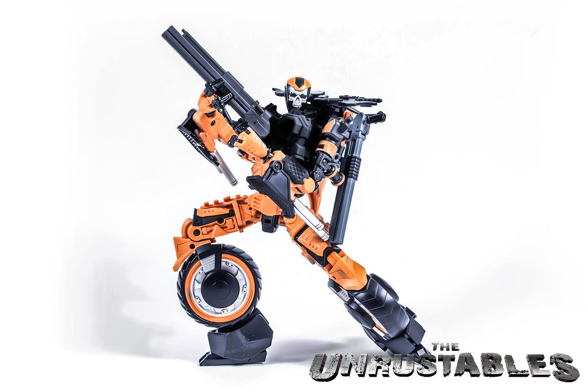 TheUnrustables's tweet photo. Photos by the amazing Maz @TFSquareOne
#beabastard #Burley #TheUnrustables #UnrustableBastards #thirdparty #transformers #originalproduct https://t.co/Mi4tZHCwRY