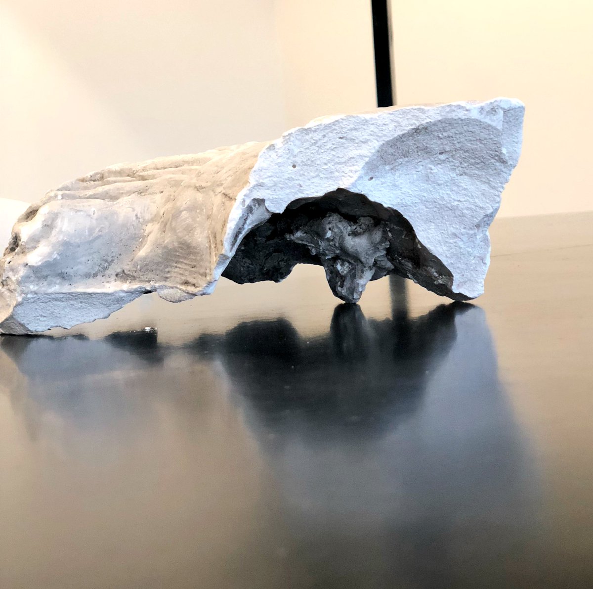 Olalanko's tweet photo. Finished to install Mass one of on the three works in Matter project which I will show at the final #HISK exhibition. Opening is on Thursday in Brussels https://t.co/jDZogXPWlw https://t.co/v7V3AlBzCU
