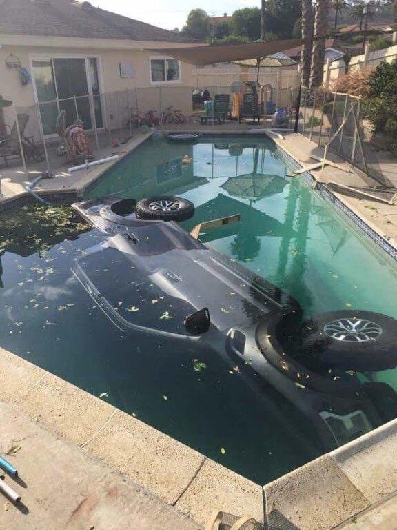 DPFiSO8VQAAYQRb.jpg