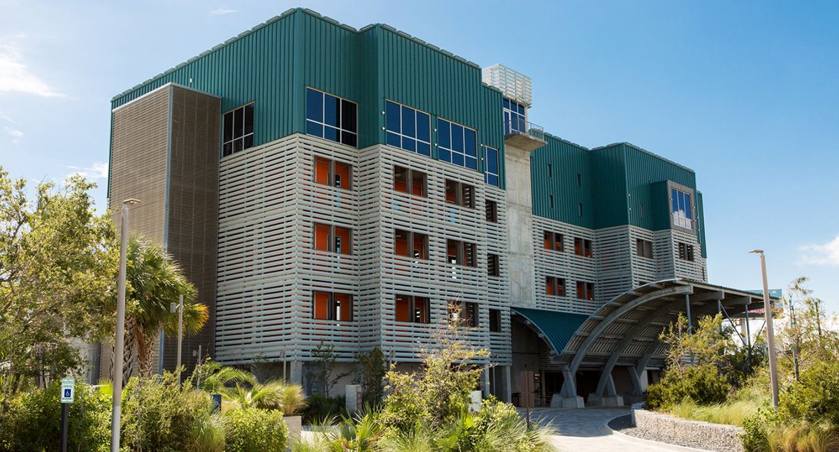 ArchiDesignHub's tweet photo. 71 Ways to Make Your Building More Energy Efficient!
https://t.co/RQXwi0uMBf https://t.co/f4l2AY1YMz