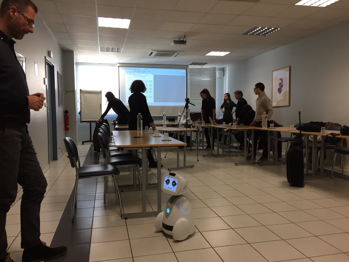BrunoJeanBart75's tweet photo. @accra_project had a first co-creation meeting in Antibes with enthusiastic and curious elderly. The Buddy robot (@BlueFrogRobotic) played its part well to demonstrate its potential role about daily life. Preparation by @Paris_Dauphine  and @Trialog_SA teams was great! Congrats! https://t.co/Tvmfofb237