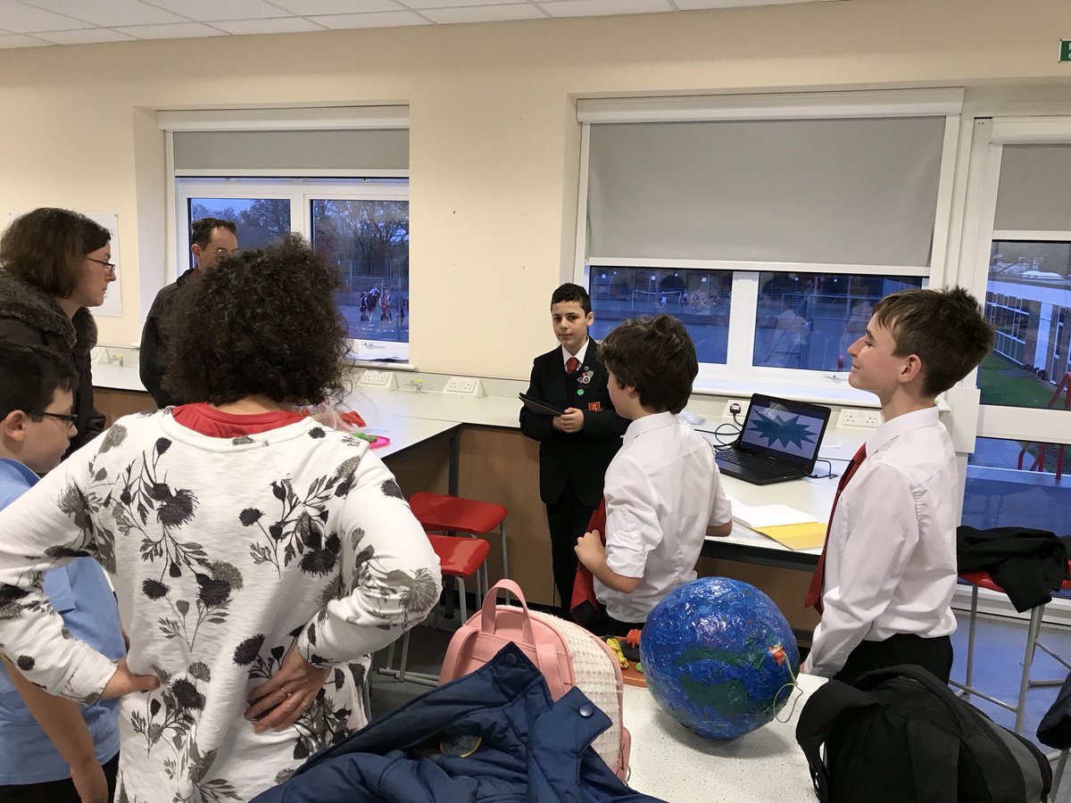 sandringhamyr8's tweet photo. Absolutely amazed by the work, enthusiasm and presentation skills on show at the Dino project presentations! SandringhamSch1 @SandSci https://t.co/Z4u17Rrub5