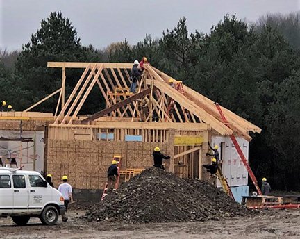 AlfredState's tweet image. School of Applied Technology students &amp;amp; faculty now constructing house 55 for the Wellsville community alfredstate.edu/news/2017-11-2…