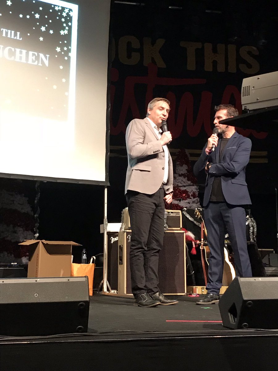 IsacssonLars's tweet photo. Intervjuad av @vacchi vinnaren av Guldmicken. Inte om idrott men om Avesta och Google, inte dumt ändå. #stjärnlunch #dalarnabusiness #avesta https://t.co/b0zP09BUL5