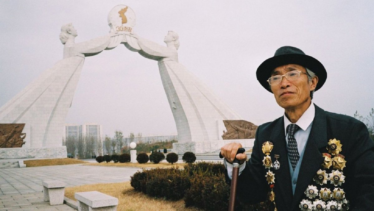 GoesAzie's tweet photo. Verplaatst: de documentaire Noord-Korea: een dag uit het leven draait nu op di 16 jan 2018 in @PodiumtBeest https://t.co/oNTkRp1mm6 https://t.co/jIqsfjUA79