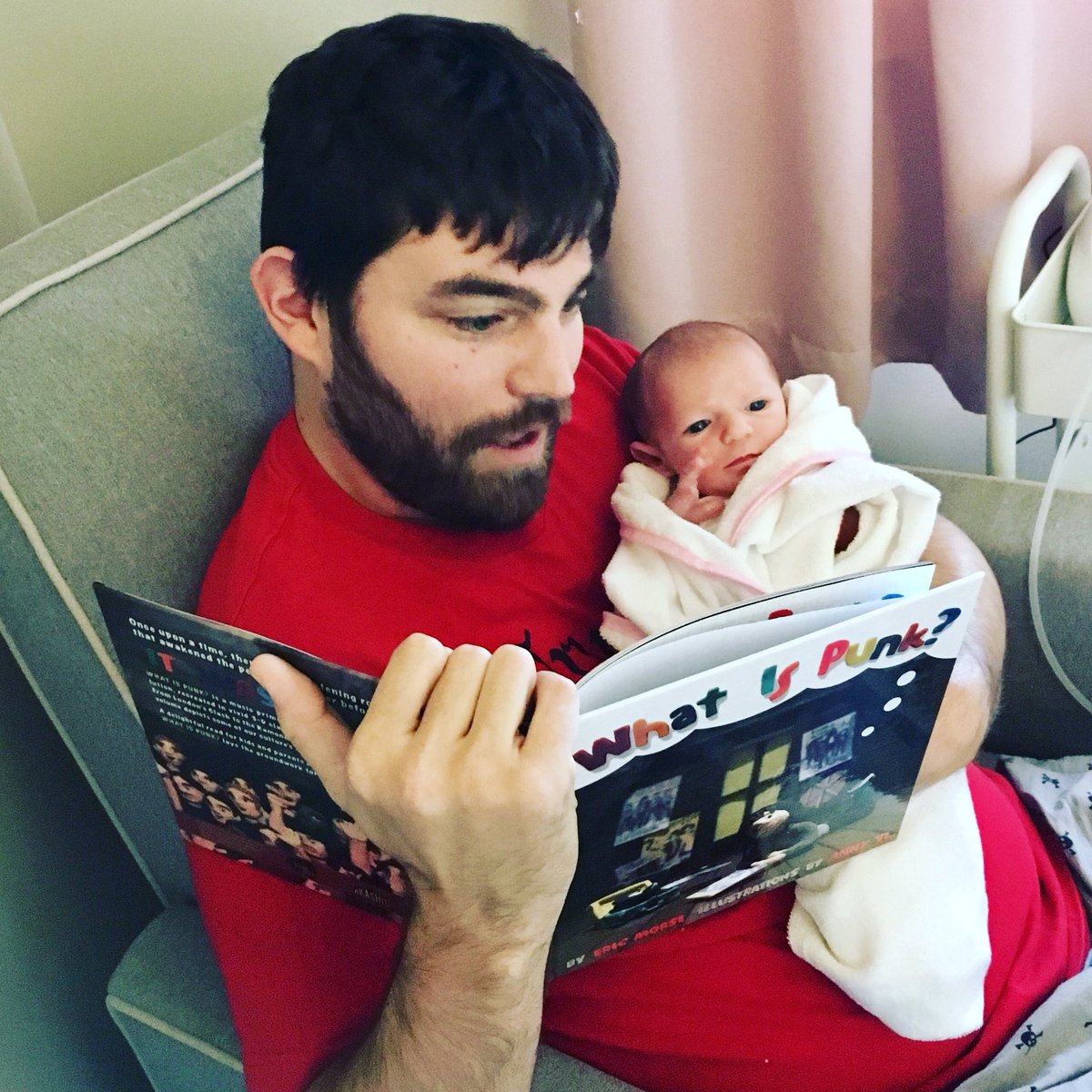 TheBarrenMarys's tweet photo. Teach the children well...  #WhatIsPunk #BabyBarrenMary https://t.co/NiSsu1VhX2