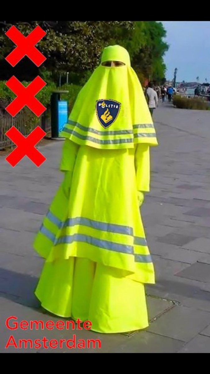 battlesnatcher's tweet photo. Om nog maar even een statement te maken. En ik als priester, hmm ik zie wel heil in een rechtszaak https://t.co/ZaVoXviIbG