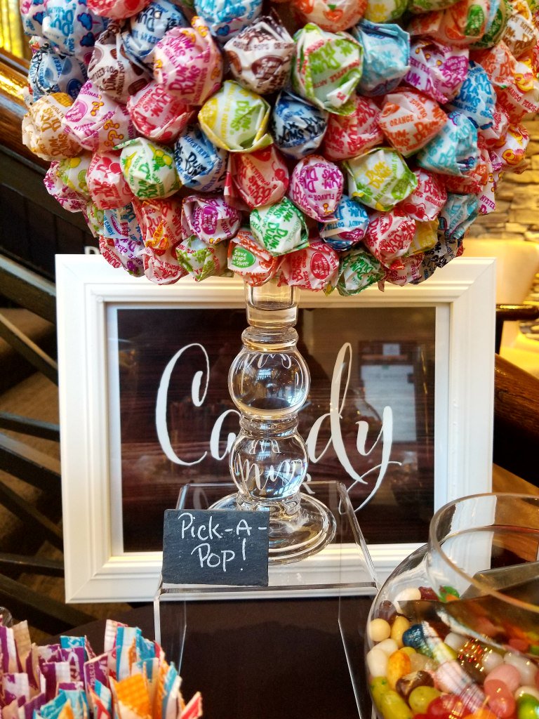 RenWestchester's tweet photo. It's Candy Bar Monday's at Ren West!
#pickapop from our lollipop tree https://t.co/YvMlMcpgns