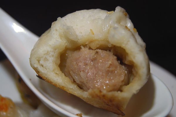 AroundGwen's tweet photo. @JBJtwt787 @JBJ_787 Taiwan Fans &amp;  Xiaolongbao waiting for you~! https://t.co/cB4Bl5Mt5G
