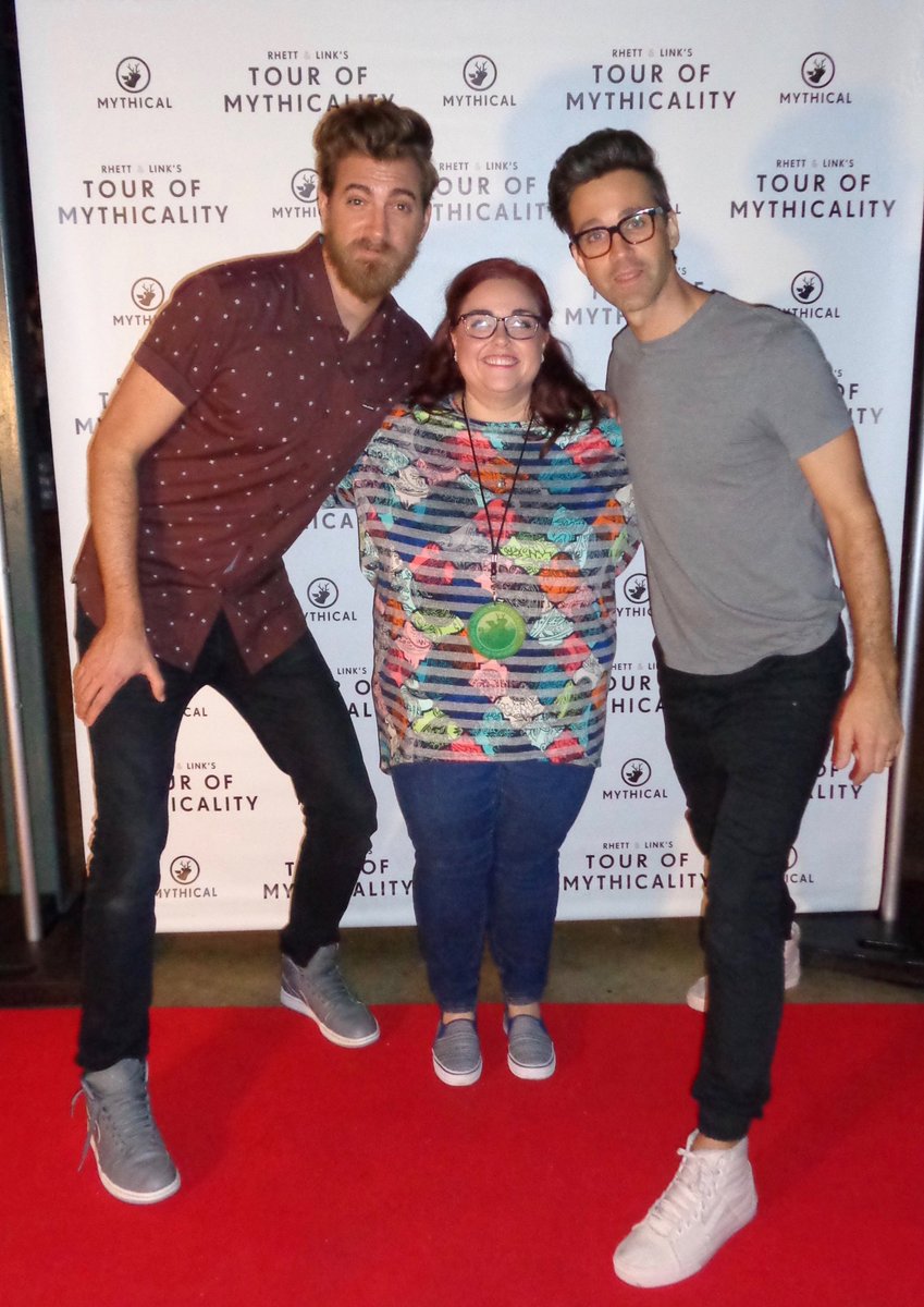 Hi_I_am_Cate's tweet photo. Y’all, one month ago today. I peaked. I’ll remember it forever. Even though I did not say the things I wanted or act the way I planned. It was the greatest day of my life. #tourofmythicality #happiestmemory https://t.co/eX2yAqdKvM