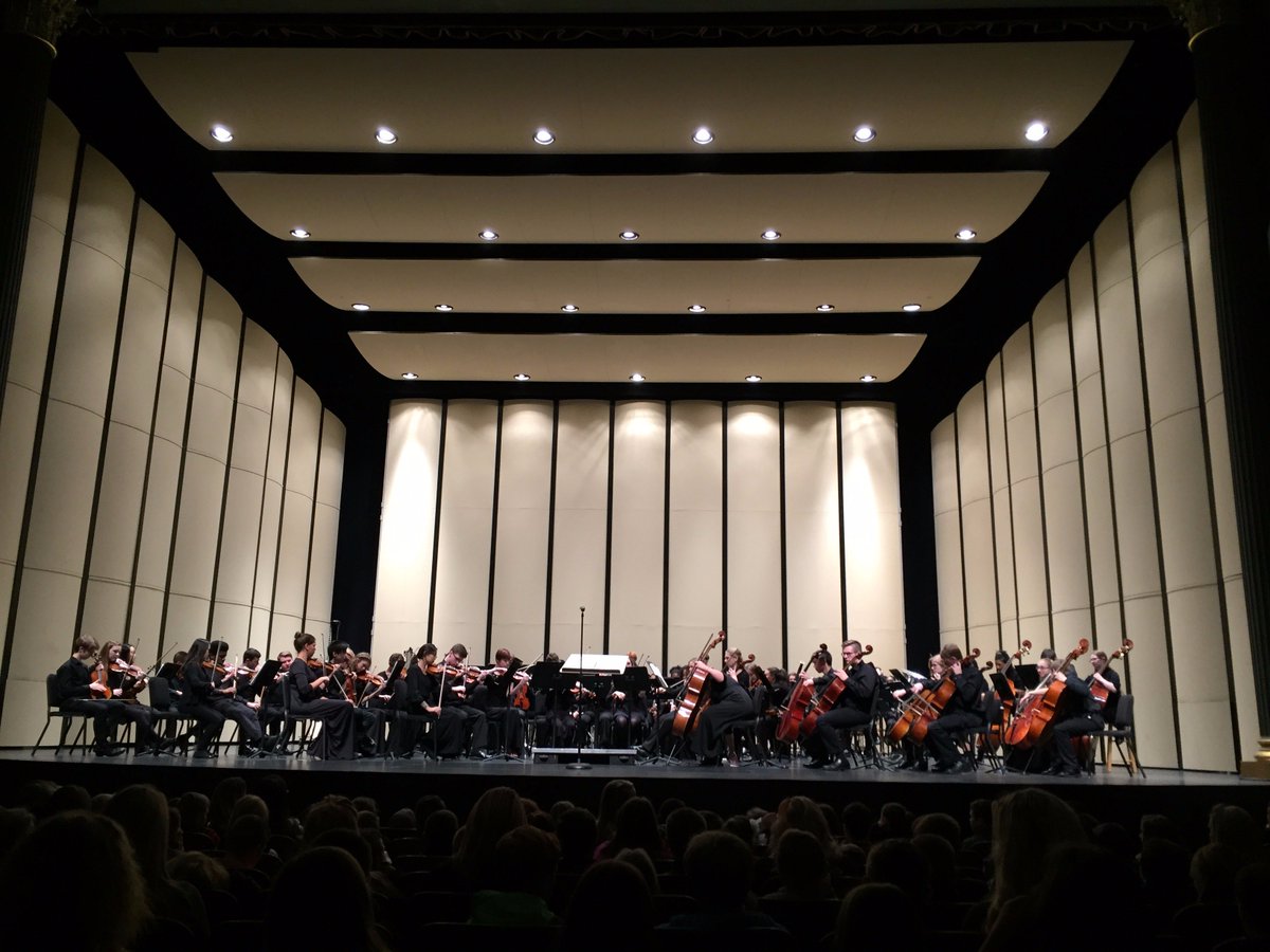 FundfortheArts's tweet photo. It's music to our ears! The #LouisvilleYouthOrchestra is getting ready for today's Discovery Concert, "Faraway Places," for middle schoolers at the #BrownTheatre. https://t.co/JS7Bt331dz