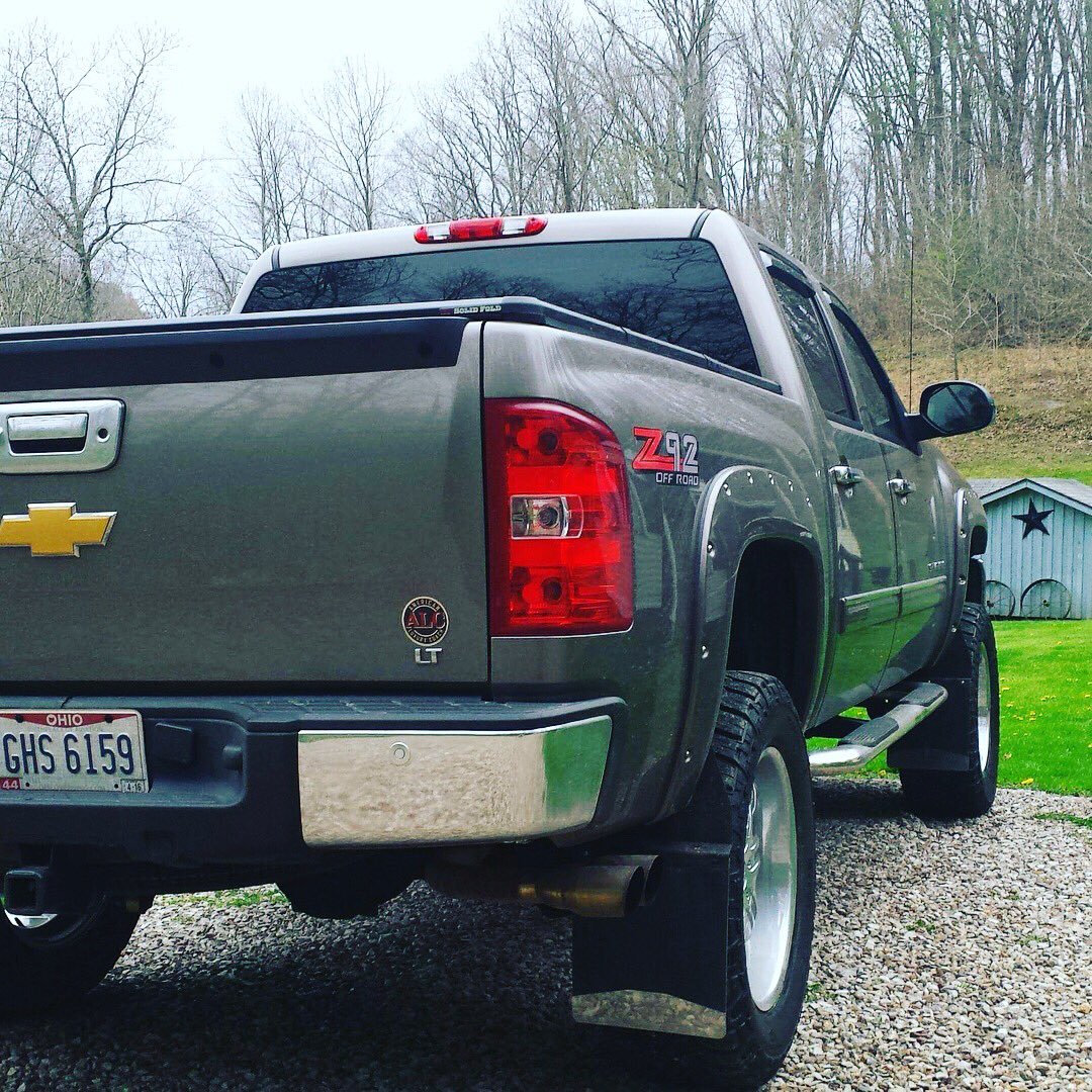 prolubeinc's tweet image. We treated this 2013 Chevy Silverado’s engine and transmission with our Metal Conditioner. #prolube #metalconditioner #oiladditive #bestadditiveintheworld #chevy #chevytruck #silverado #liftedtrucks #treatyourridewiththebest #madeinamerica #useeveryoilchange