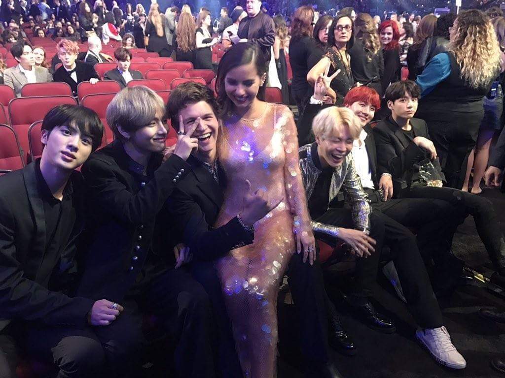 jjgata's tweet photo. Achem o Jackson nessa foto!!! #Jacksonwang #Got7 #Bts #Jackmon https://t.co/x6wqzsiTE9