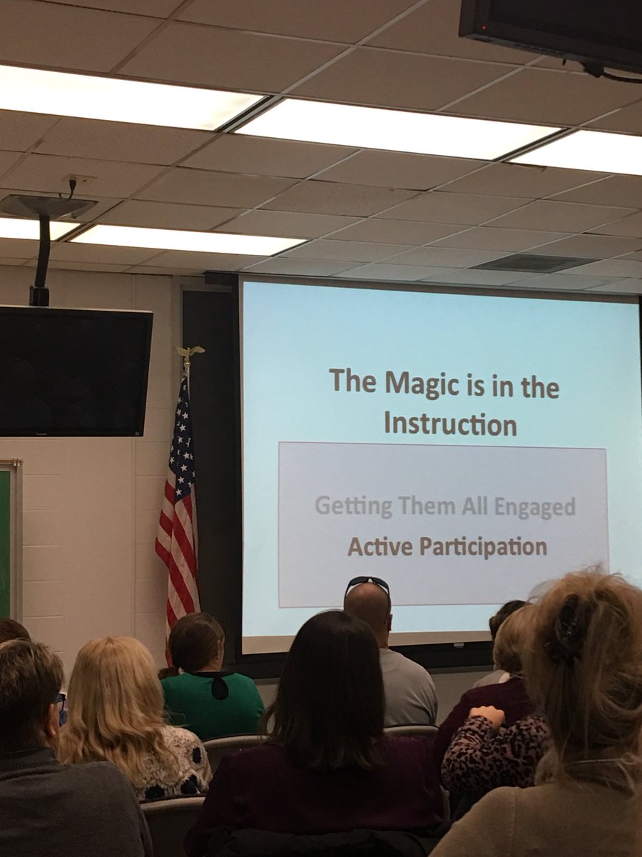 mrsangellfirst's tweet photo. Day 1: Duke Reading Summit #dukePowerofReading2017 https://t.co/t1lqS7gkfK