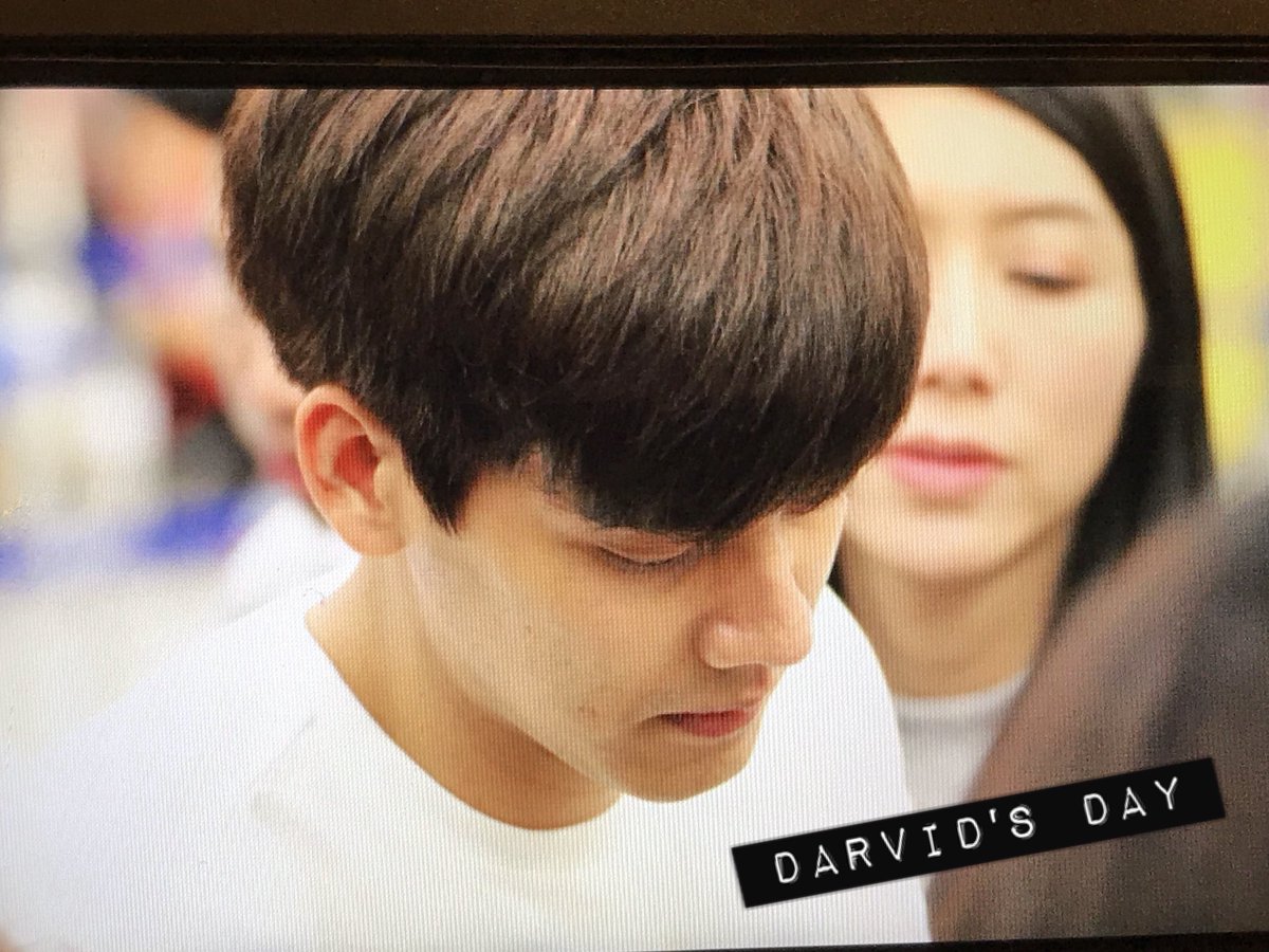 [Preview] 171120 BKK - NAGOYA 

หากอยากถามว่าฉันนั้นคิดอะไรไหม
ก็จะขอบอกเธอเลยว่าใช่ 
"ฉันคิด" ... คิดว่าเธอเป็นคนน่ารักดี :)

#เต้ติสชีวิตโลเทค 
#TaeDarvid
<a href="/tae_darvid/">Tae Darvid</a>