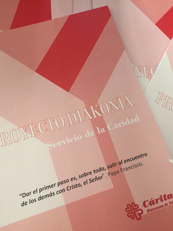 ParroquiaME's tweet photo. Desde nuestra @ParroquiaME comenzamos la formación arciprestal con Verónica del #proyectodiaconia de @caritasto https://t.co/mLyqMHdWhv