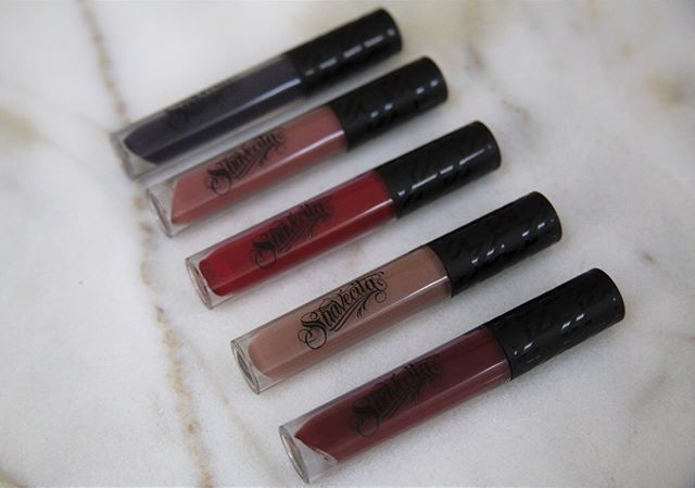 SuavecitaPomade's tweet photo. Five liquid lipstick shades for everyone. These creamy, yet matte lippies will become your go-to's. #SuavecitaLipGrips #Suavecita #LipGrip #LiquidLipstick #Lipstick #Matte #Makeup #Cosmetics #SuavecitaValor #SuavecitaFortitude #SuavecitaDauntless #Suavecitatenacity https://t.co/627tXIhAyp