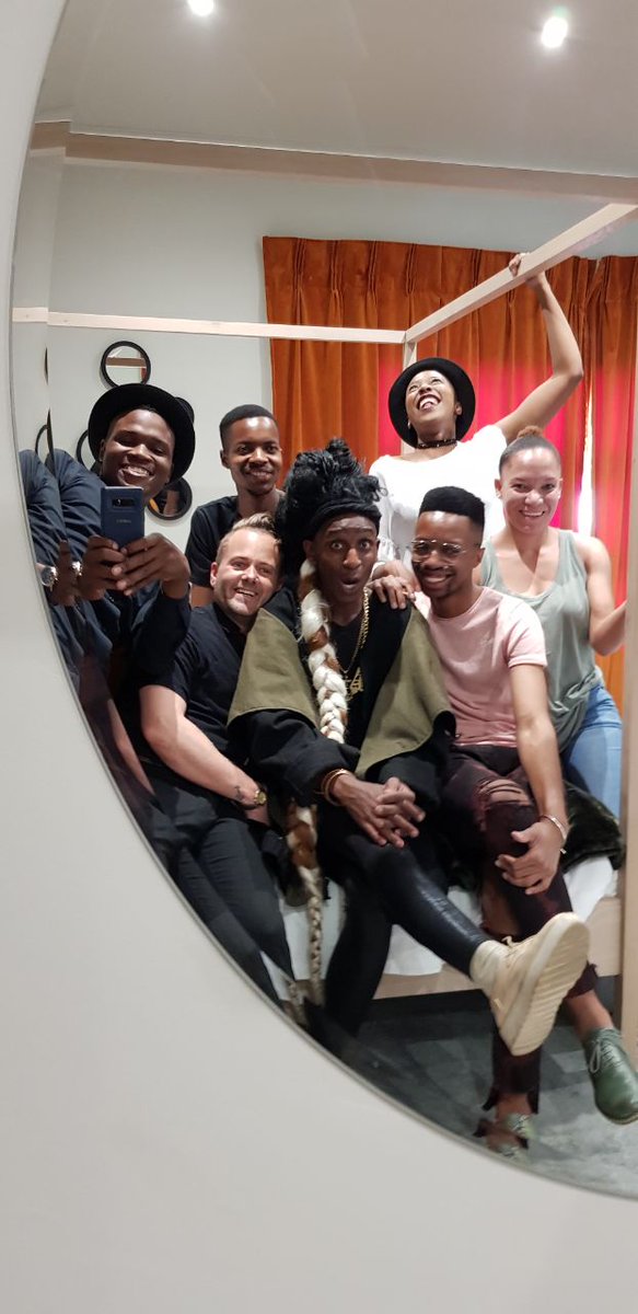 tsheposealetsa_'s tweet photo. Our crazy @WinAHomeShow on @AfternoonChat family. The love never dies. ⭐⭐⭐⭐⭐ @Mphodesigner1 all of a sudden cannot be tagged. 😬😬 #WinAHome #TeamHabitat #TeamHL #TeamVisi https://t.co/asPjONvvEQ