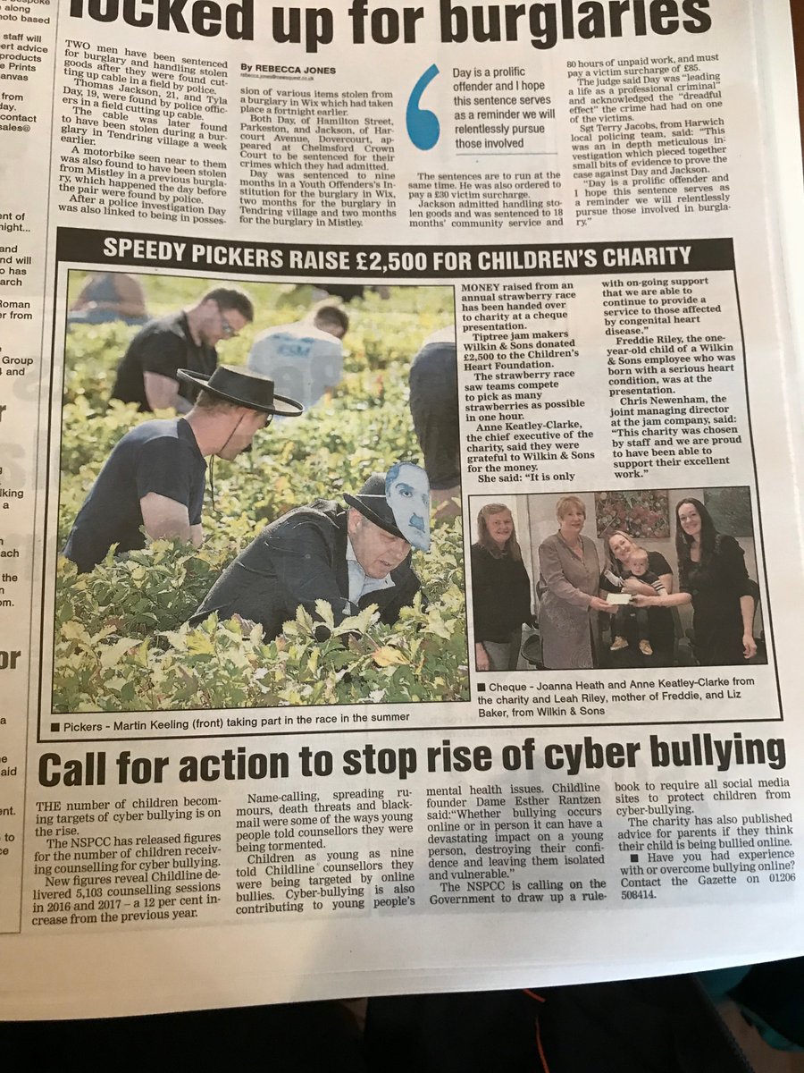 VoiceComms's tweet photo. Last Wednesday @tiptree presented @CHFed with a £2,500 cheque. You can find the story in today's edition of the @TheGazette! #Essex #EssexNews #Tiptree #ChequeHandover #Charity #TiptreeJam #TiptreeJamFactory #JamFactory https://t.co/T4VHMU1Tui