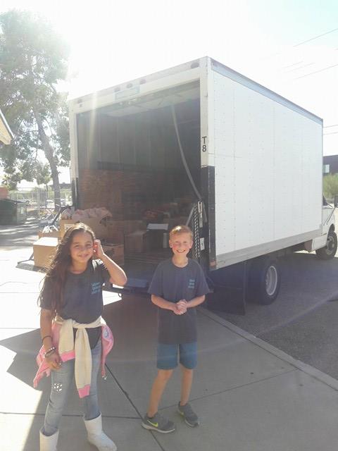 AmphiSchools's tweet photo. Walker Elementary students collected over 1,000 items of food as part of the @amphifoundation #Thanksgiving Food Box Challenge! #PrideofAmphi #AmphiCommunity https://t.co/TPjf02cb4S
